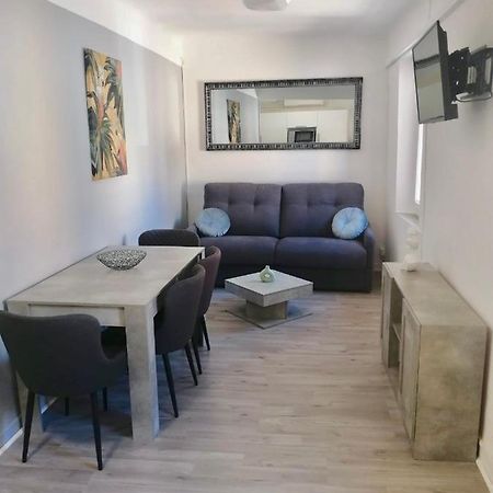 Beau T2 Tout Equipe Sur Le Port, Centre Ville La Ciotat Exterior photo